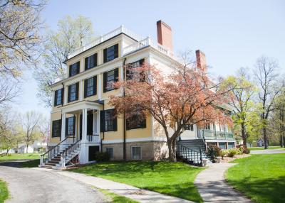 Exterior of the Granger Homestead in canandaigua