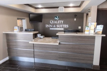 Quality Inn Randol Mill Image 1
