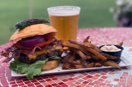 Ventana Grille Food
