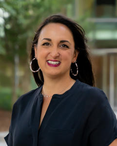 2019 Headshot - Sue Hollenbeck