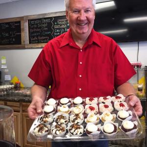 Gold Mine Cupcakes