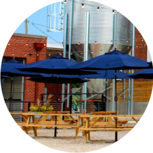 Restaurants that offer outdoor patio seating