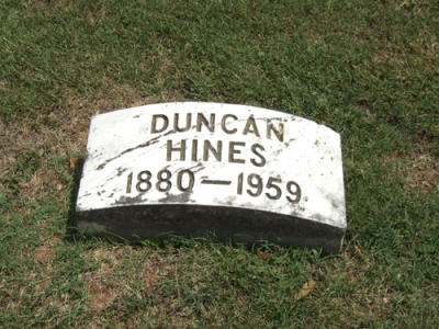 Duncan Hines Gravestone