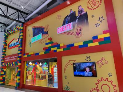 Storefront of the LEGOLAND Discovery Center indoor Lego playground