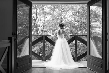 Bride at The Barn at Kennedy Farm (Erika Brown Photography)