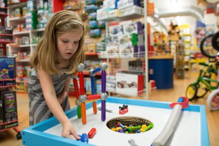 shopping-toys-on-the-square