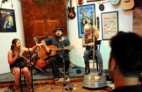 Live Music at Logon Cafe