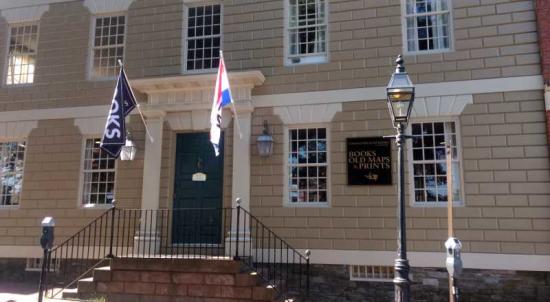 Shopping In Newport Ri Find Markets Boutiques Souvenirs