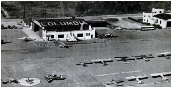 Black and white photo of Curtiss-Wright Hangar in Columbia, SC