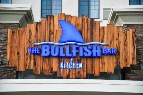 the bullfish bar and kitchen