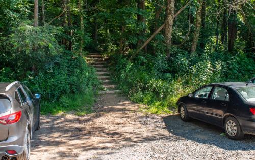 Parking Area for Mountains-To-Sea Trail at Craven Gap