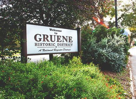 Gruene Sign