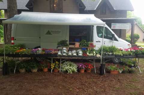 Cottage Lawn Farmers' Market