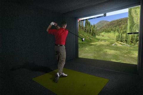 Practice your golf swing all year round at Avid Indoor Golf in Rochester