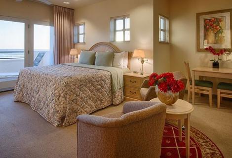 Beach House Inn Room