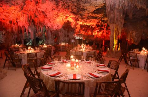 RIO SECRETO - dinner set up.jpg