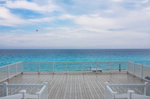 Playa Delfines 4