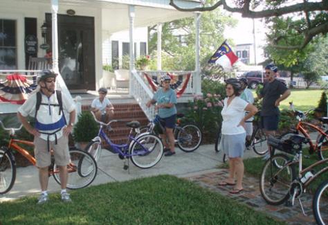 1366145056.4EpU.Bicycle-tours-lo.jpg
