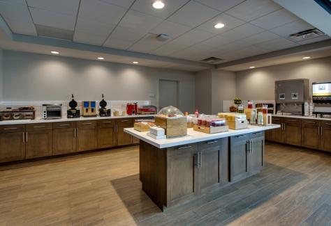 Hampton Inn and Suites_breakfast