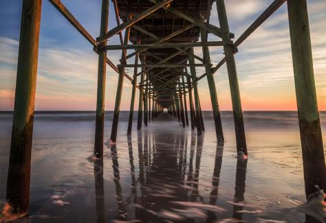 oak_island_accommodations_pier