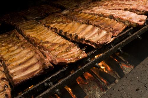 BBQ Ribs at Guy & Mae's Tavern in Williamsburg