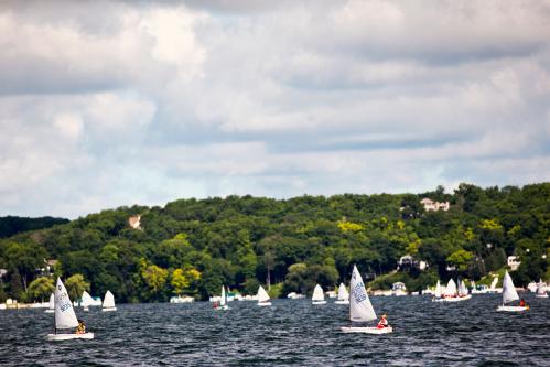 lake sail boats