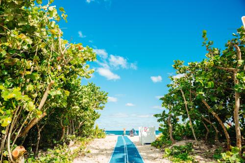 The 16th Street Beach is accessible from Highway A1A