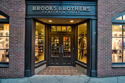 The front entrance of a brooks brothers clothing shop