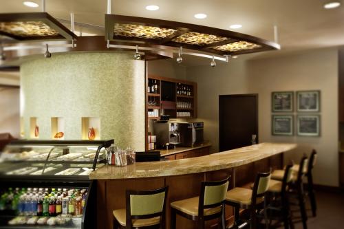 Hyatt Place Bar