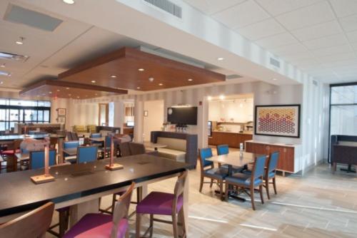 Holiday Inn Express Lorton