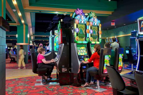 Gaming at the Yellow Brick Road Casino