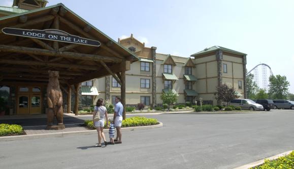 Six Flags Darien Lake Lodge On The Lake Hotel Darien Center Ny 14040