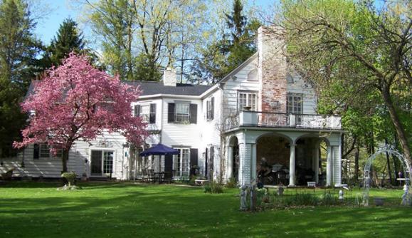 Ophelia S Garden Inn Syracuse Ny 13219