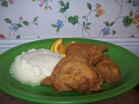 What could be better than Mayberry Cafe fried chicken and mashed potatoes on Mother's Day? Mayberry Cafe fried chicken and mashed potatoes