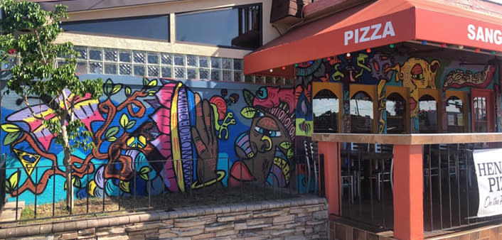 Henry's Pizza Daytona Beach Mural