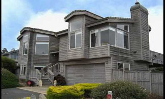 Marine Terrace Home with Hot Tub | Cambria, CA 93428