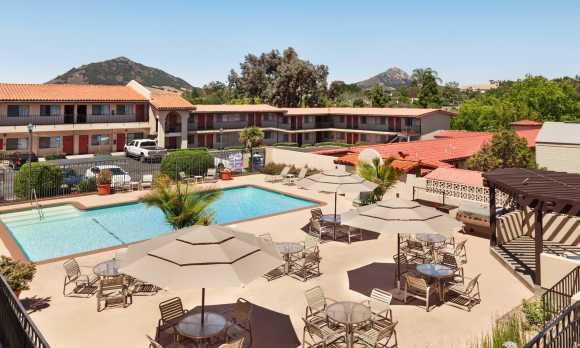 Sands Inn and Suites | San Luis Obispo, CA 93401