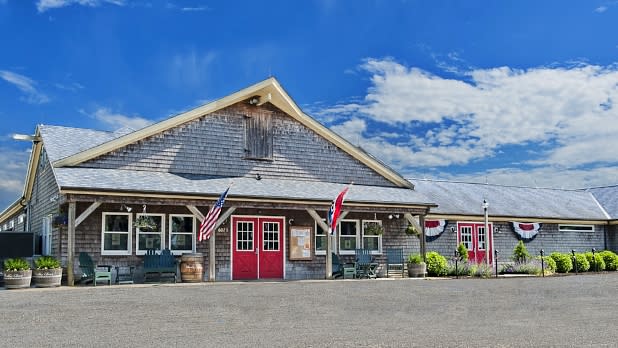 Family Friendly New York Wineries Breweries Cider Mills