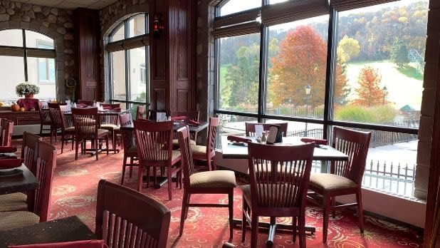 Dining room at John Harvard's Brew House