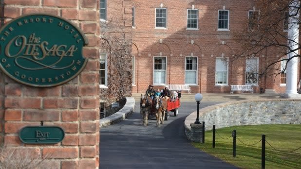 Horse and carriage ride at Otesaga Resort