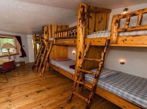 Denali Hostel Cabins