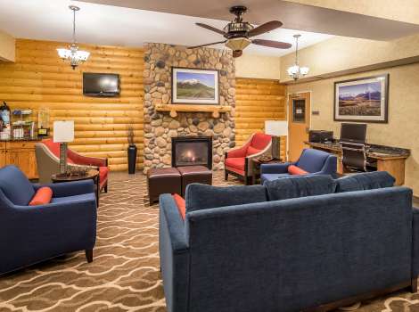 Comfort Suites Anchorage International Airport