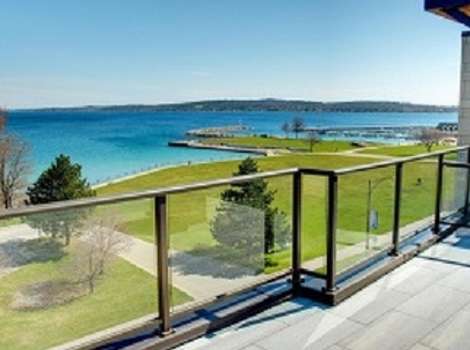 Hotel Indigo Traverse City Mi 49684