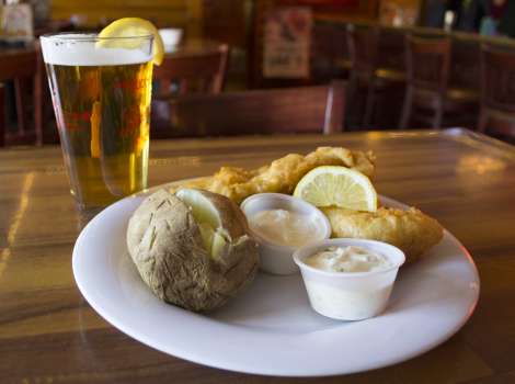 Loopys Grill Saloon Chippewa River Rentals Chippewa Falls Wi