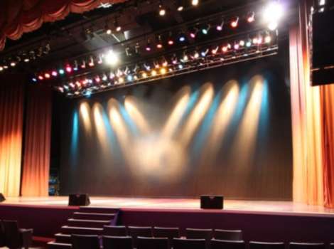 Crystal Grand Music Theatre | Wisconsin Dells, Wi
