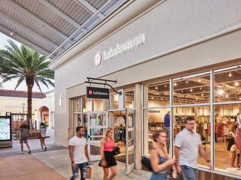 Burberry outlet hot sale orlando hours
