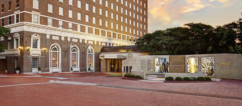 JFK Memorial Plaza