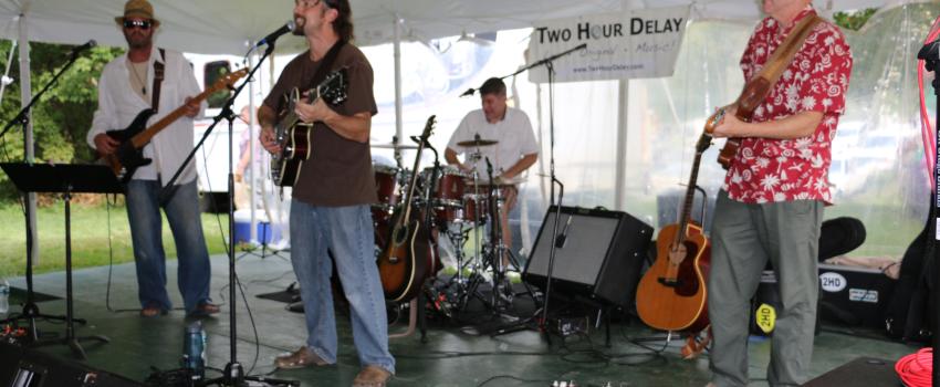 2015-naples-grape-festival-naples-band-two-hour-delay-performing-live