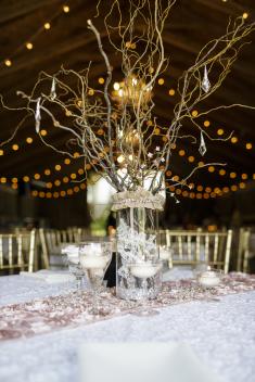Rustic centerpieces can save money. (Erika Brown Photography)