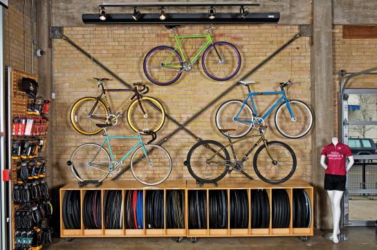 Austin's bike shop Outlet